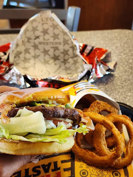 Carl’s Jr. Picture 1