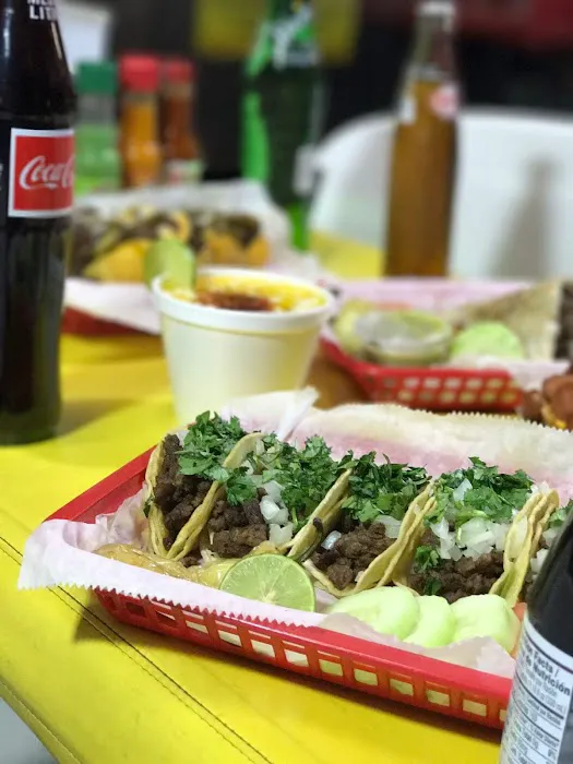 El Sabroso Hot Dogs #1 Picture 3