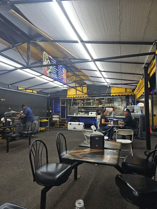 Taqueria la obregonense Picture 1