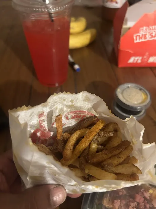 ATL Wings MARYVALE (DRIVETHRU) Picture 3