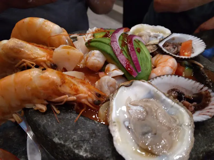 Mariscos El Cochorit Picture 10