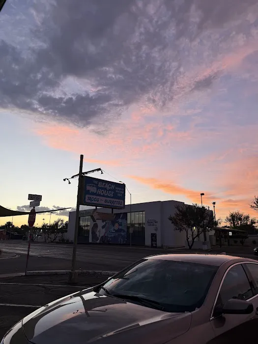 Outrageous Tacos & Burritos Picture 1