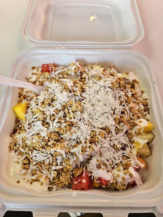 Water and Ice: 40th & Thomas Picture 10