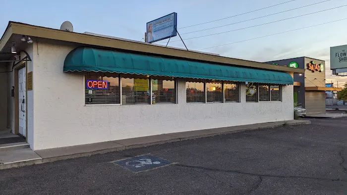 Loving Hut Picture 9