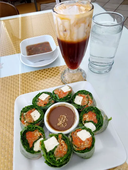 Loving Hut Picture 3