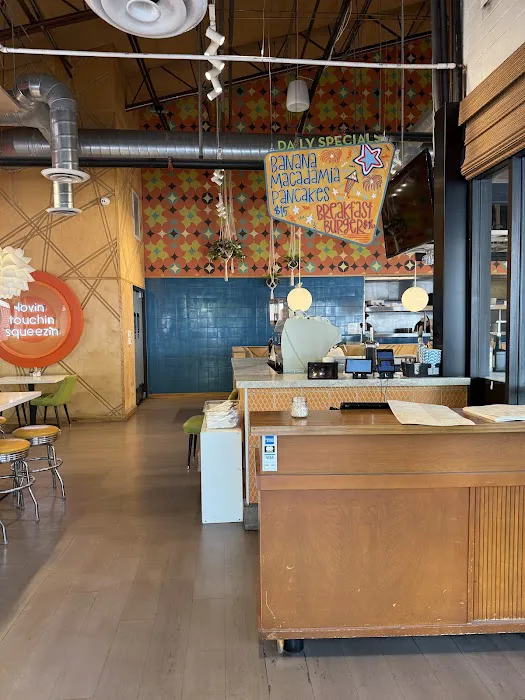 Morning Squeeze Picture 10