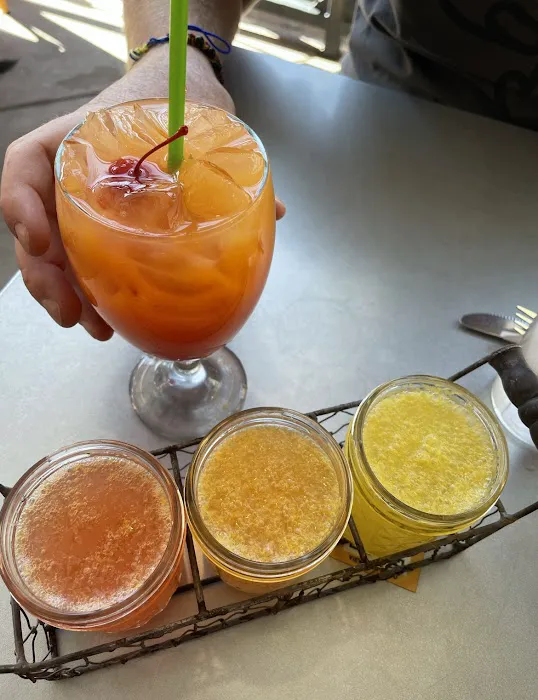 Morning Squeeze Picture 7