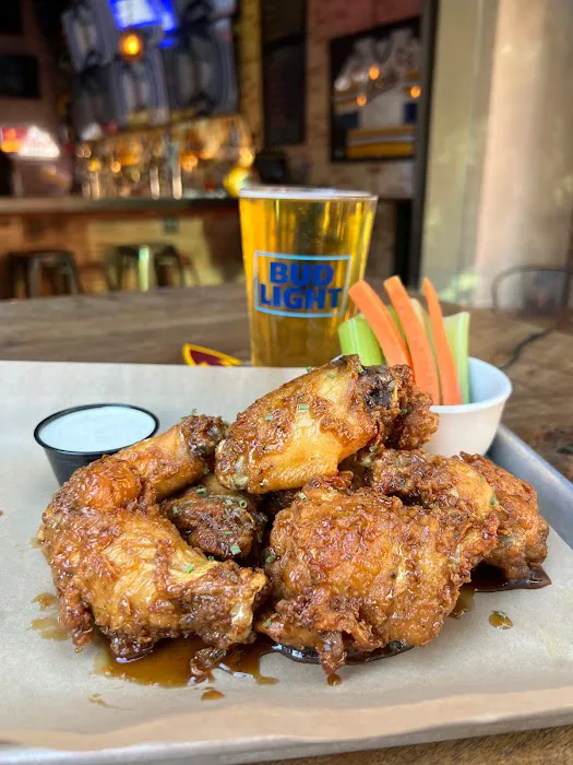 University Sports Grill Picture 7