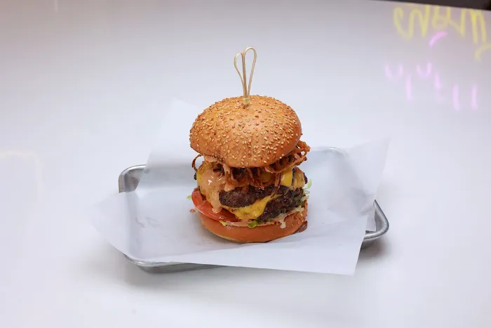 Sexy Burger Picture 1