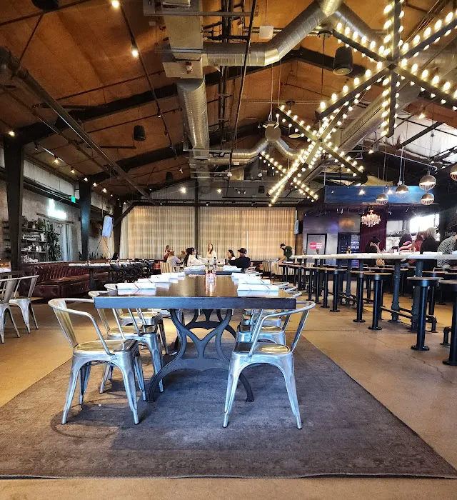 The Yard At Farmer Arts District Picture 6