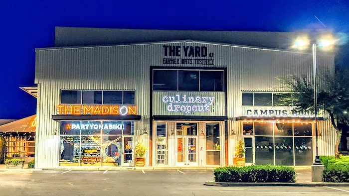 The Yard At Farmer Arts District Picture 4