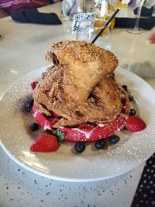 Lush Cafe and Lounge Picture 7