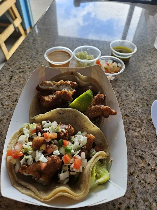 Santa Madre Taco Shop Picture 3