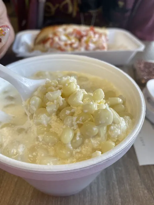 La Pasadita Hot Dogs Picture 9