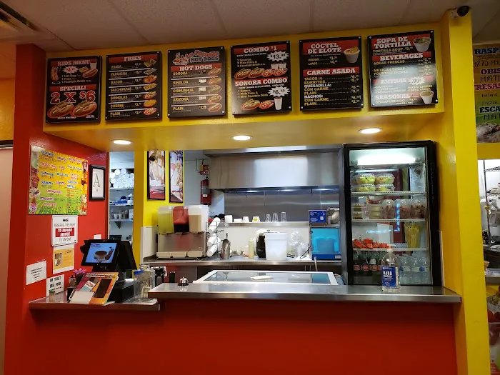 La Pasadita Hot Dogs Picture 8