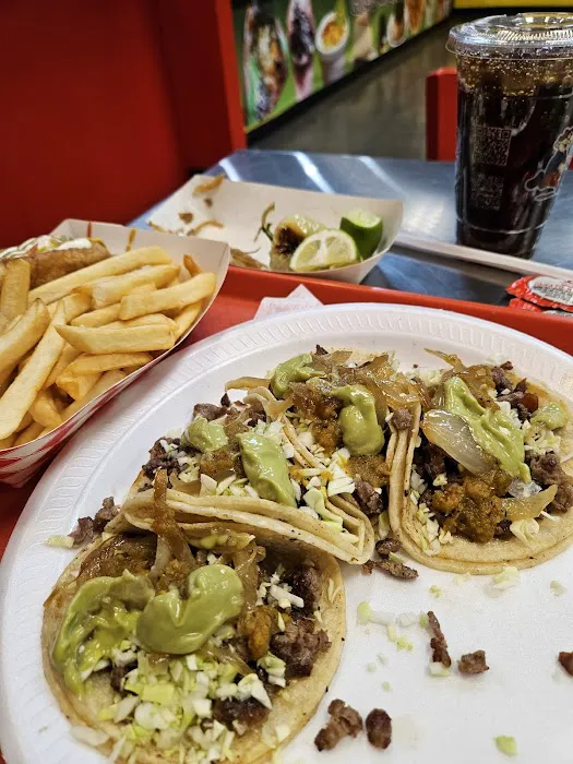 La Pasadita Hot Dogs Picture 9