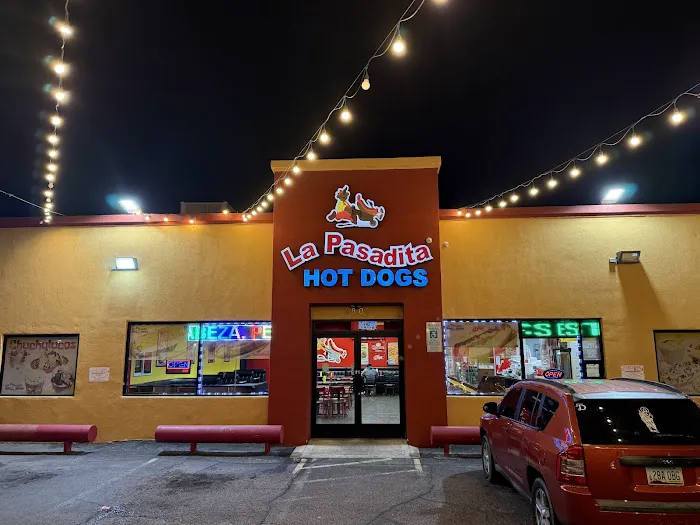 La Pasadita Hot Dogs Picture 6