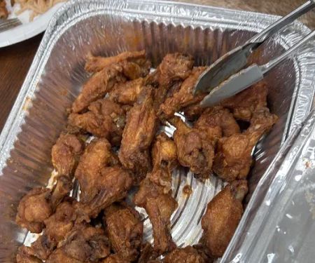 Long Wongs Hot Wings & Pizza