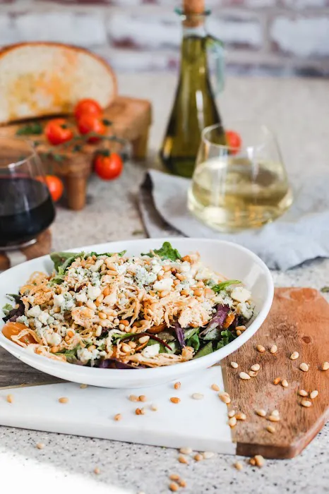 Sauce Pizza & Wine Picture 3