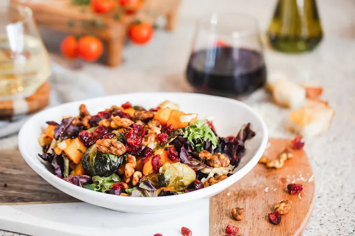 Sauce Pizza & Wine Picture 6