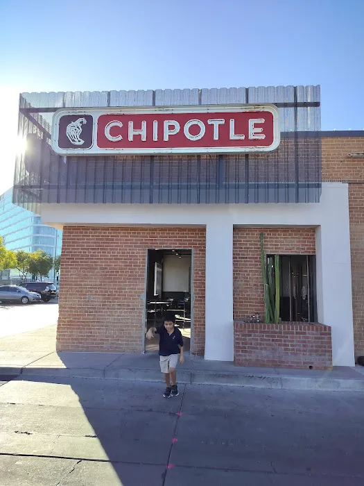 Chipotle Mexican Grill Picture 10