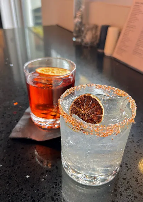 Horse & Hyde Picture 8