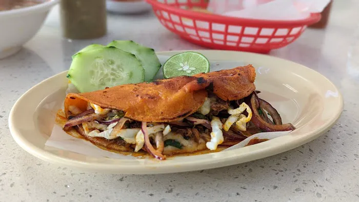 El Yaqui Mexican Restaurant Picture 2