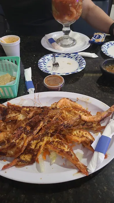 Mariscos La Phoenikera Picture 6