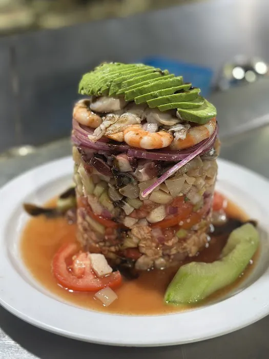 Mariscos La Phoenikera Picture 9