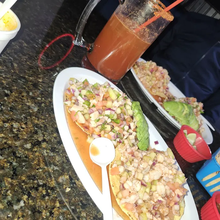 Mariscos y Mas
