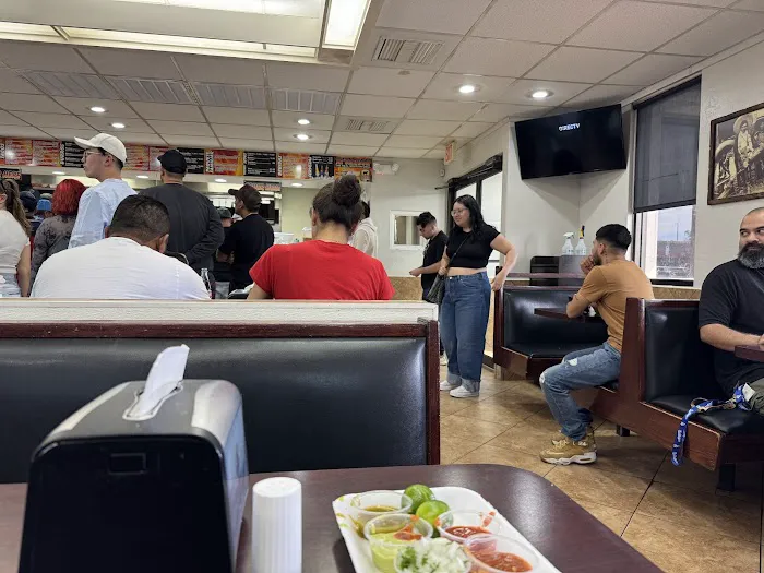 Ta Carbon Mexican Grill Picture 4