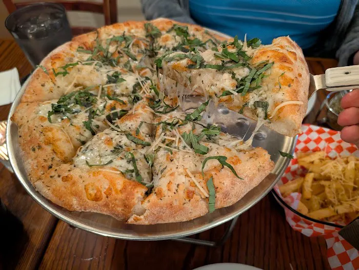 Pizza Heaven Bistro Picture 1