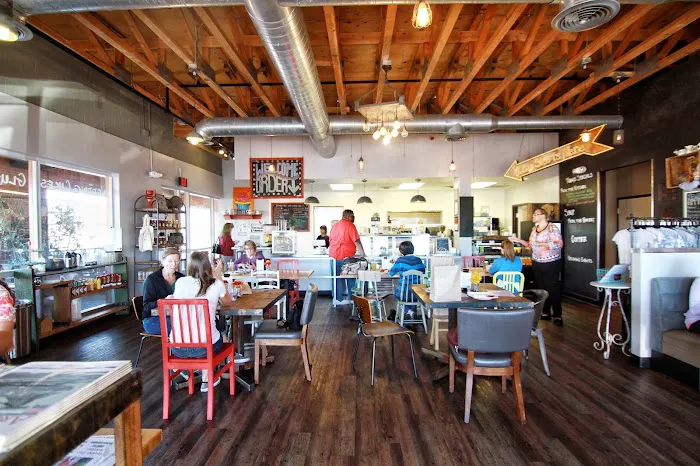 Jewel's Bakery & Cafe Picture 8