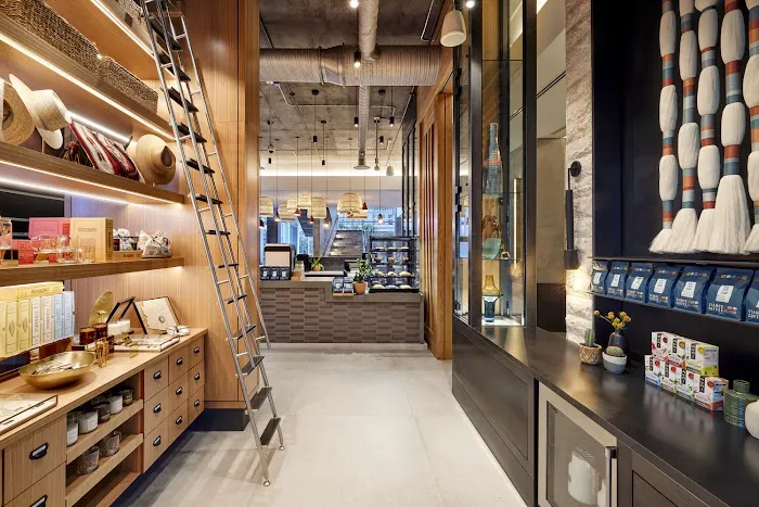 Library Rules at Omni Tempe Hotel at ASU Picture 2