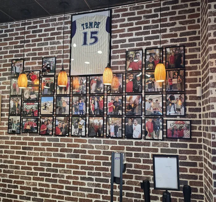 Prince Street Pizza Picture 9