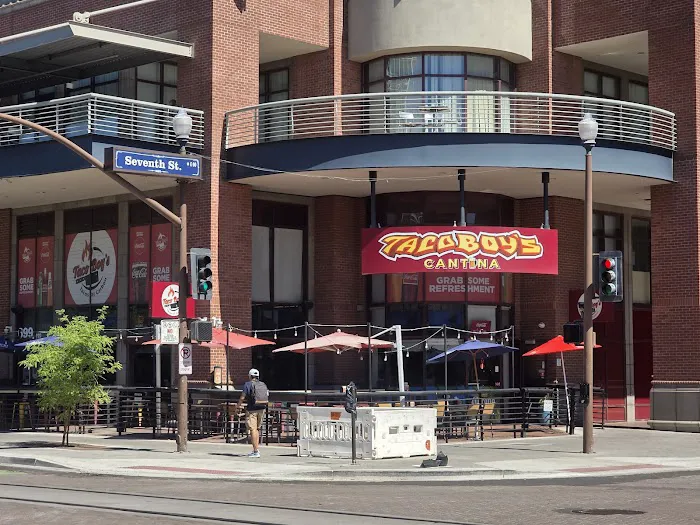 Taco Boy's Picture 5