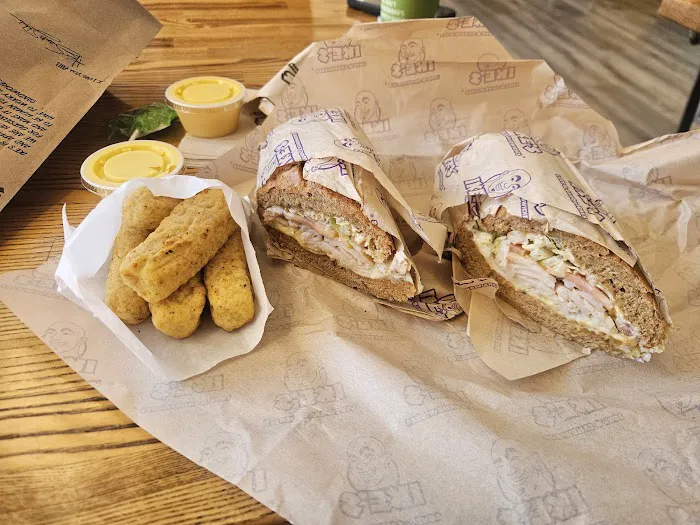 Ike's Love & Sandwiches Picture 9