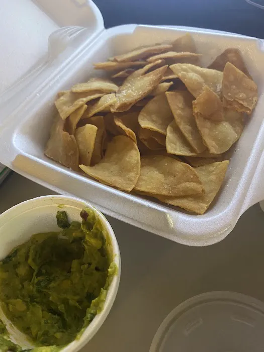 Tacos & Mas Picture 6