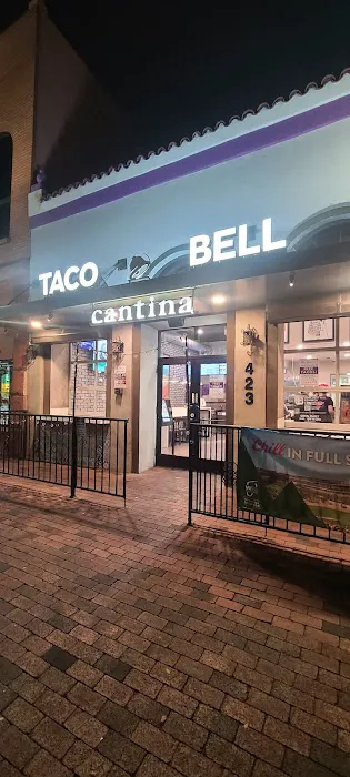 Taco Bell Cantina Picture 9