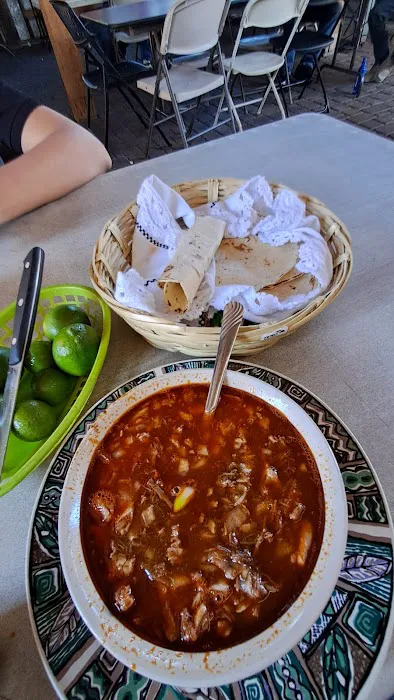 Birrieria la poderosa Picture 9