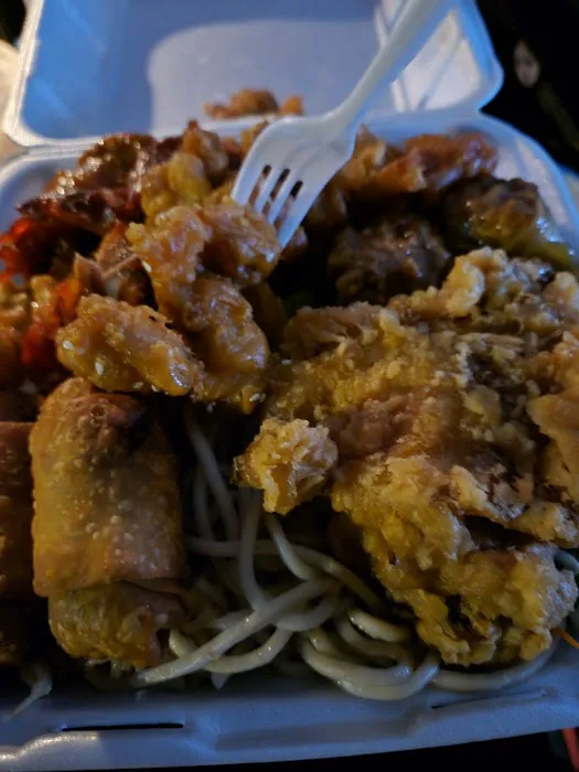 May Garden Restaurant Picture 4