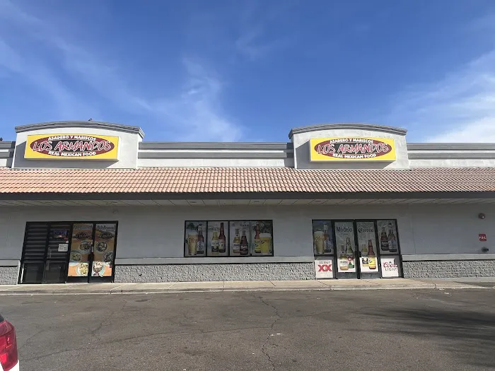 Los Armandos Picture 4