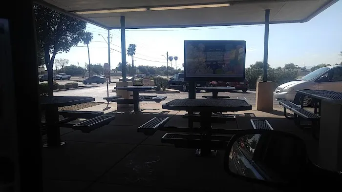 Sonic Drive-In Picture 1