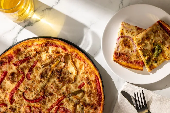 Spinato's Pizzeria and Family Kitchen Picture 5