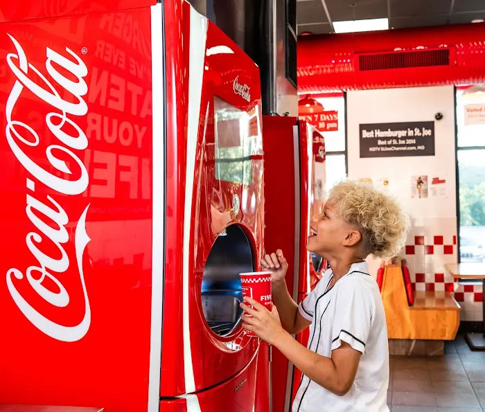 Five Guys Picture 10