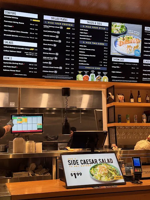 California Fish Grill Picture 6