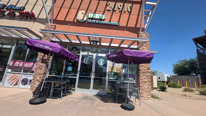 Ike's Love & Sandwiches Picture 5