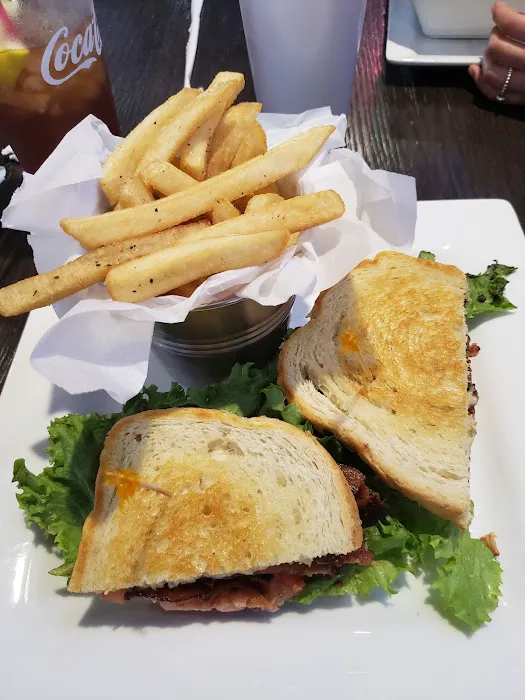 Cold Beers & Cheeseburgers Picture 8