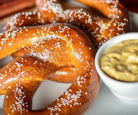 Cold Beers & Cheeseburgers