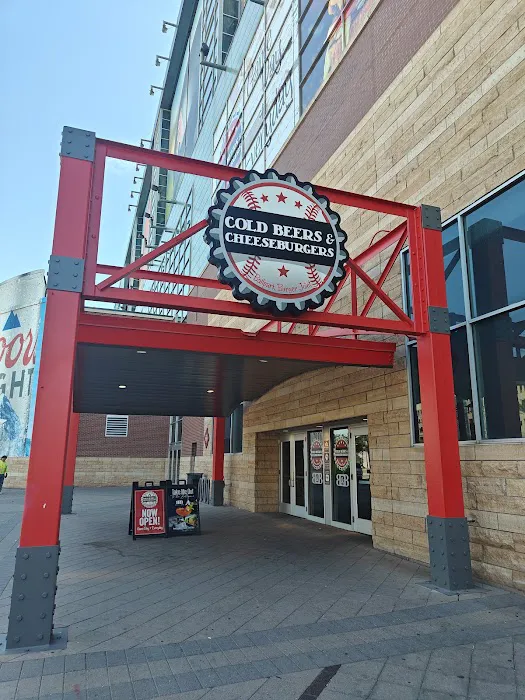 Cold Beers & Cheeseburgers Picture 5